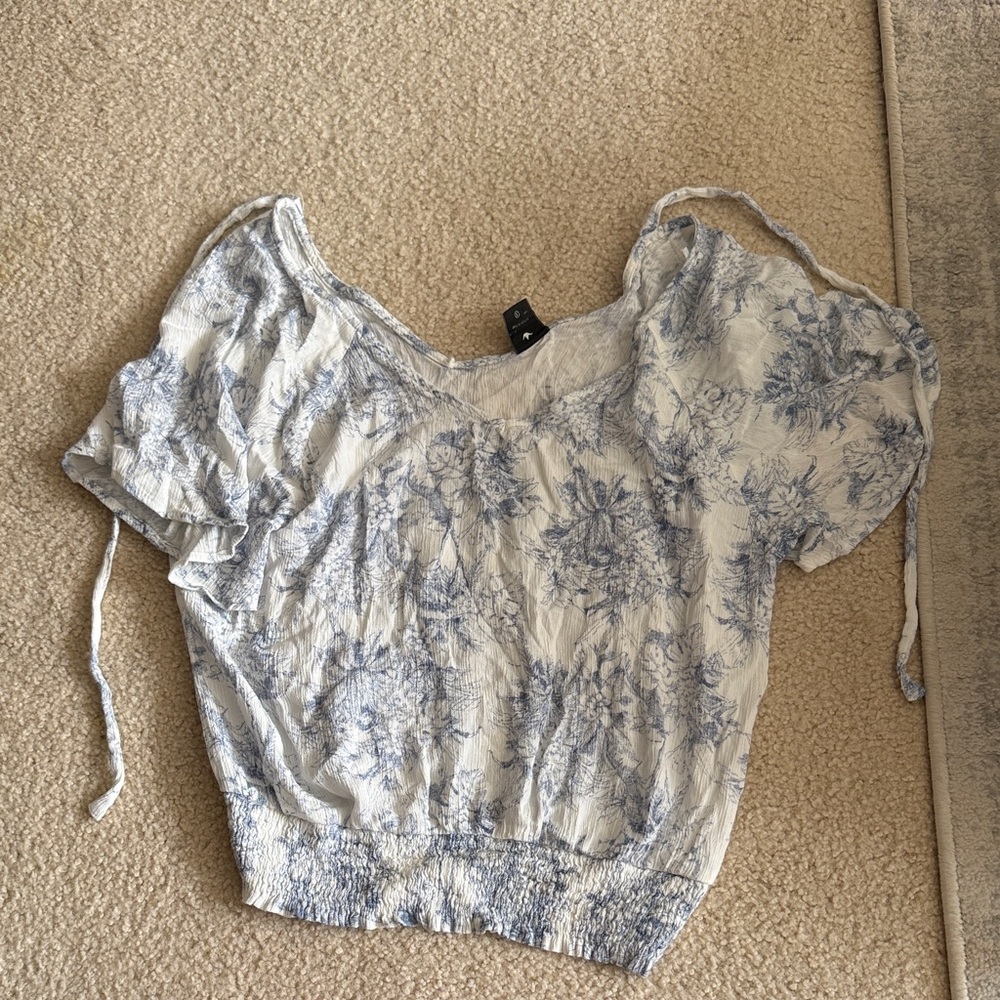 Paper Crane Blue and White Floral Blouse